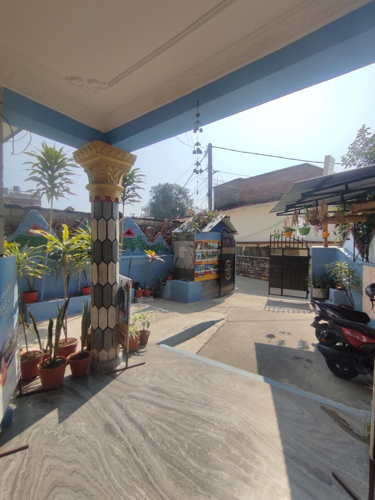 Krishna Inn Pokhara Exterior foto