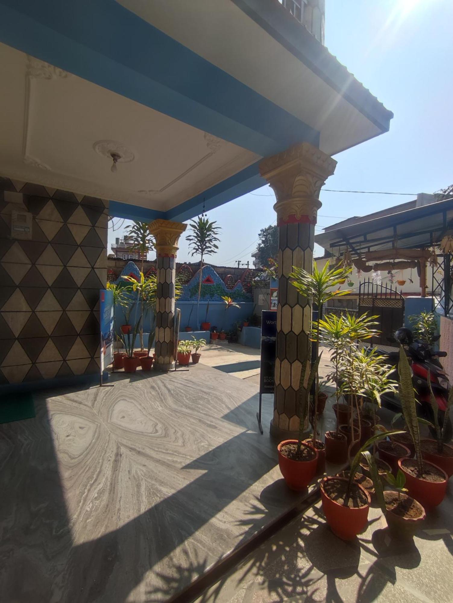 Krishna Inn Pokhara Exterior foto