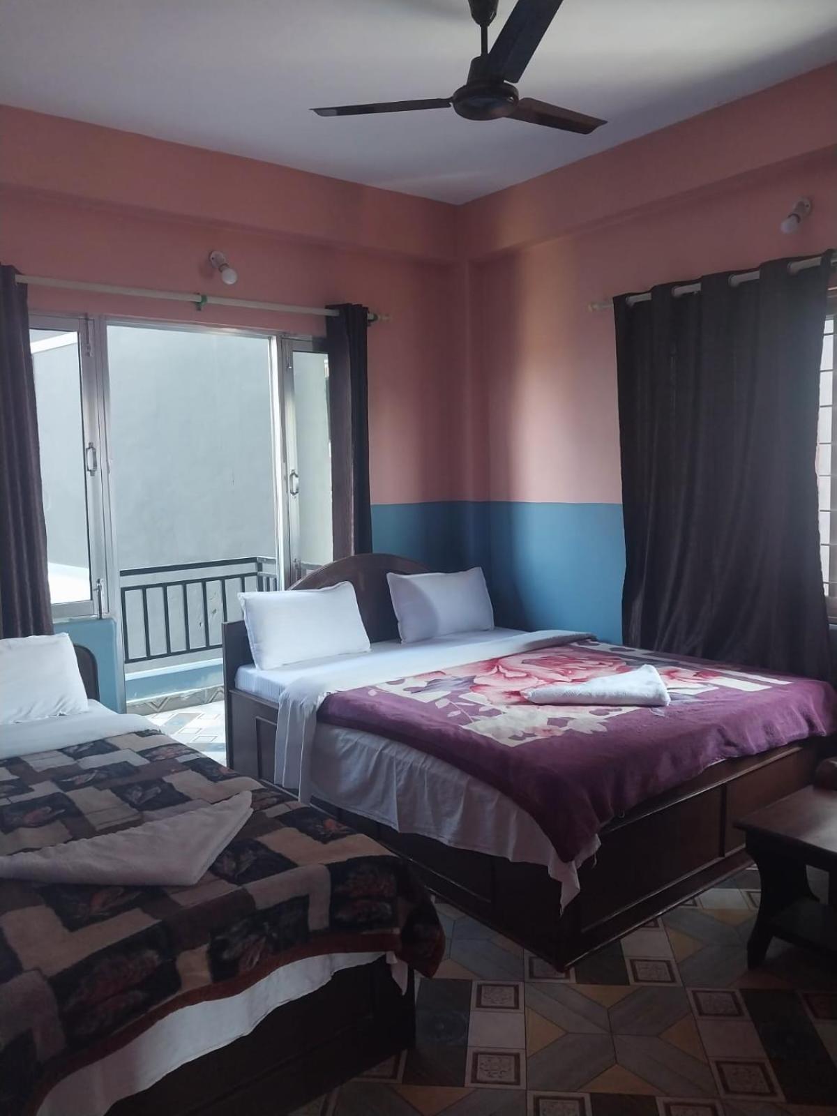 Krishna Inn Pokhara Exterior foto